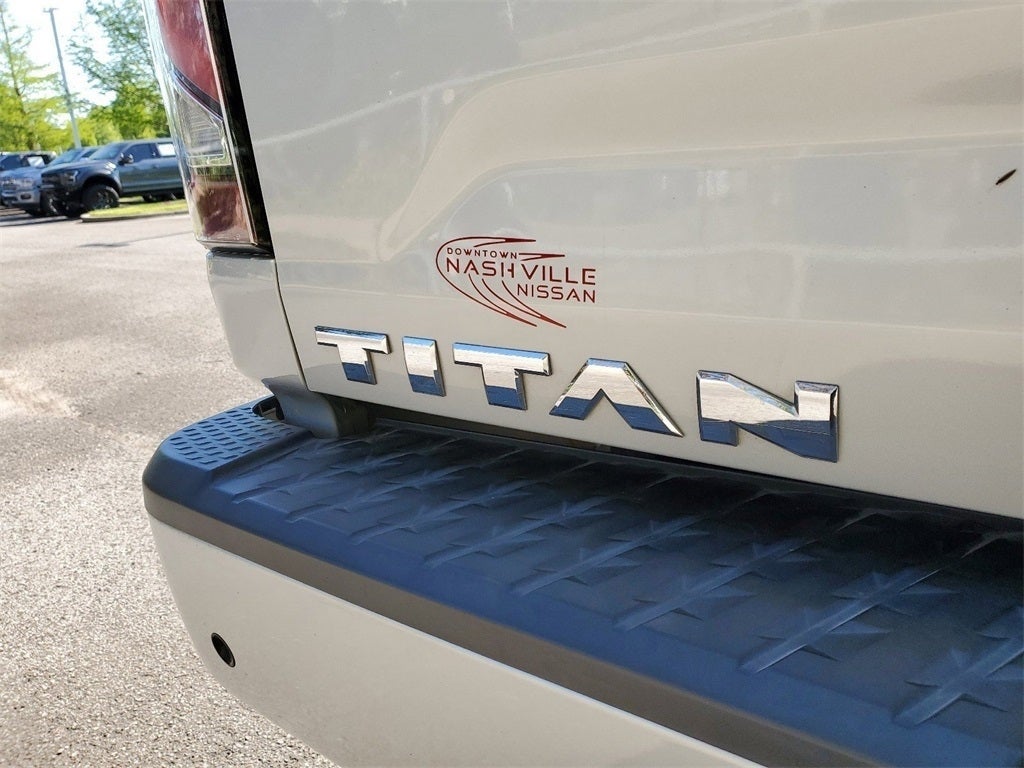 2020 Nissan Titan SL